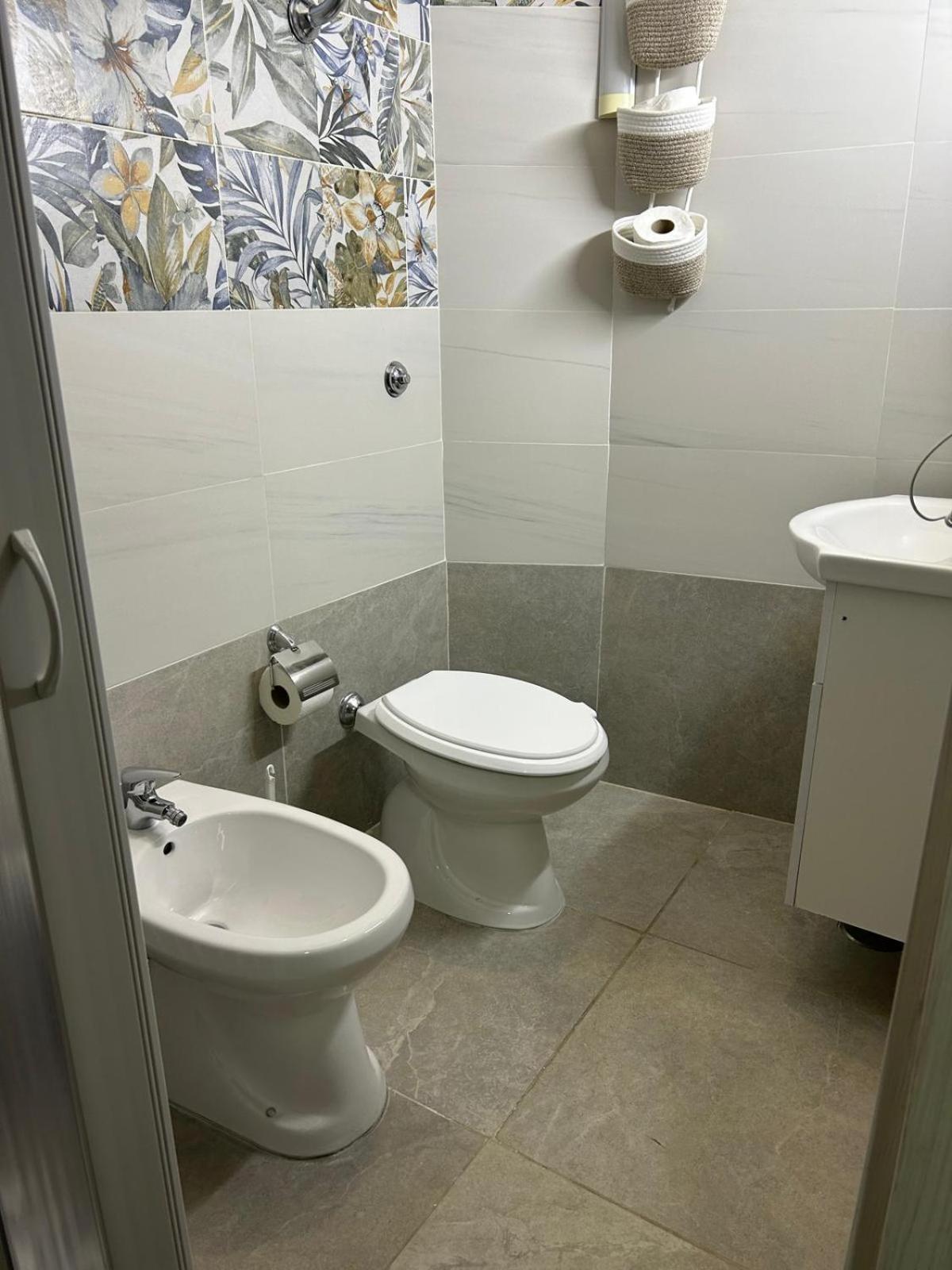 Apartment House Toledo Naples